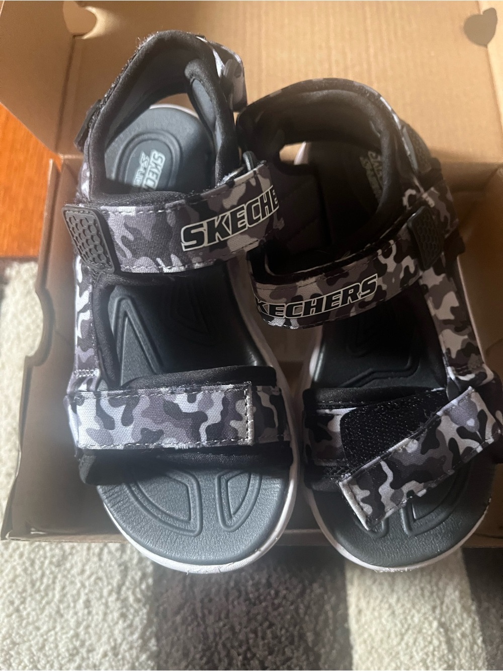 Skechers Kids Black & Gray Camo Strap Sandals, used once
